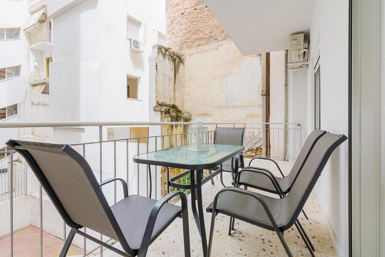A Modern 2-Bedroom Apartment Near Areios Pagos Αθήνα Εξωτερικό φωτογραφία